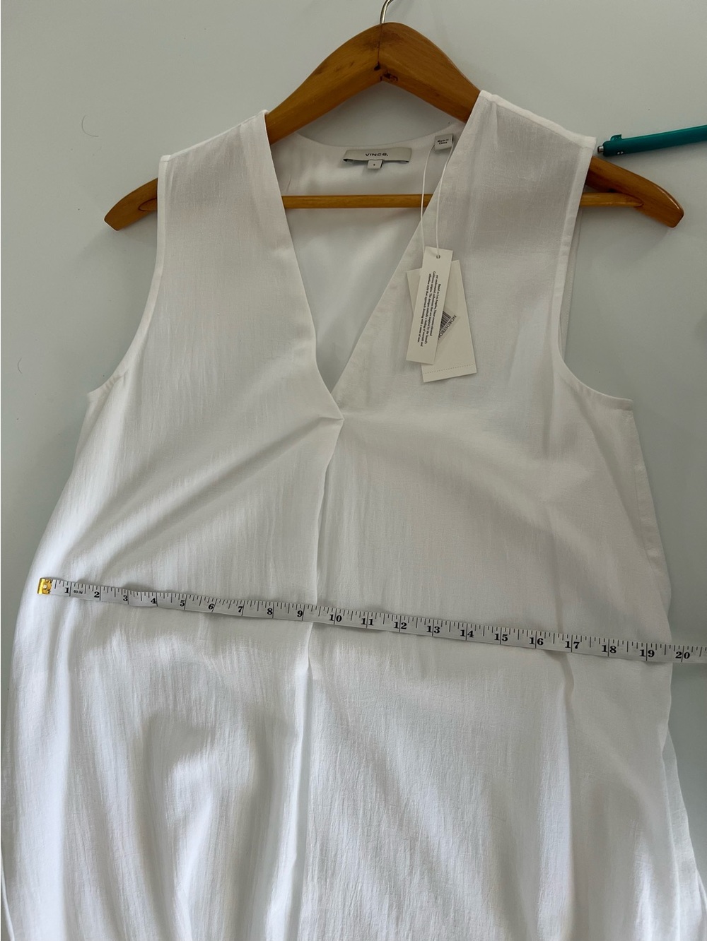 Vince white sleeveless dress. Great for vacation, parties NWT. Never worn! - Picture 4 of 8